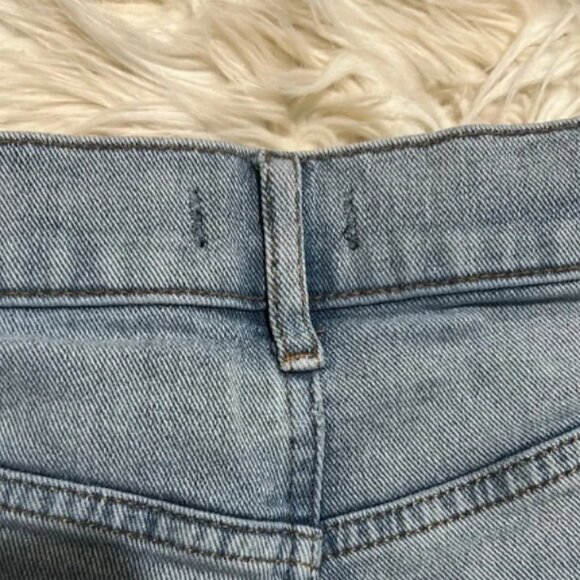 Express Women’s Blue Denim Jeans Straight Ankle High Rise size 4R - Picture 10 of 10